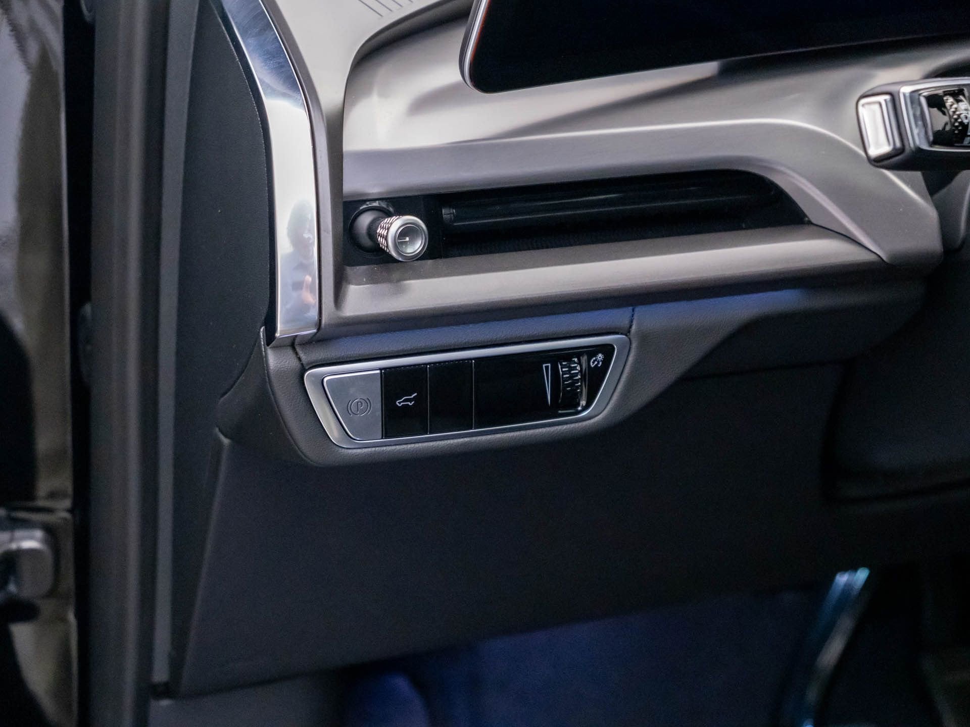 2026 Cadillac VISTIQ Sport - Photo 24