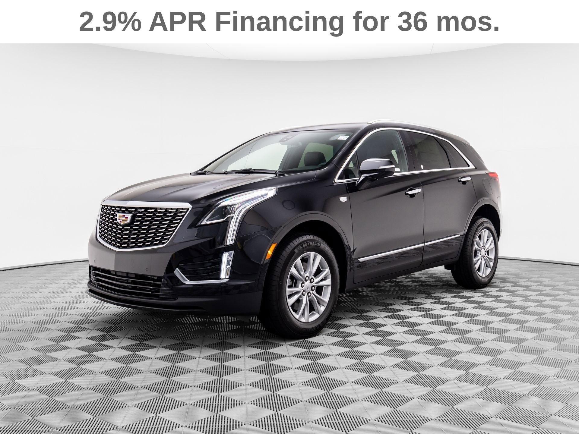 Used 2024 Cadillac XT5 Luxury with VIN 1GYKNBR43RZ734081 for sale in Barrington, IL