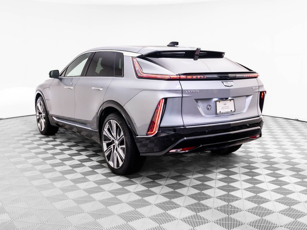 Used 2025 CADILLAC LYRIQ Luxury 3 SUV