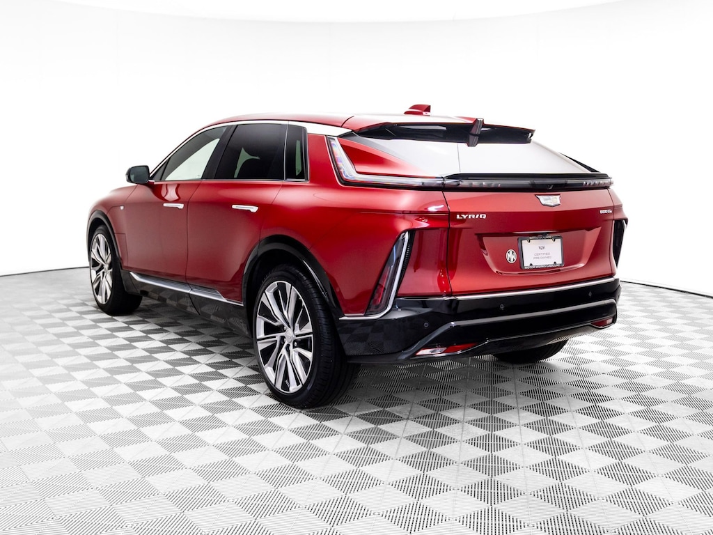 Certified 2024 CADILLAC LYRIQ Luxury 3 SUV