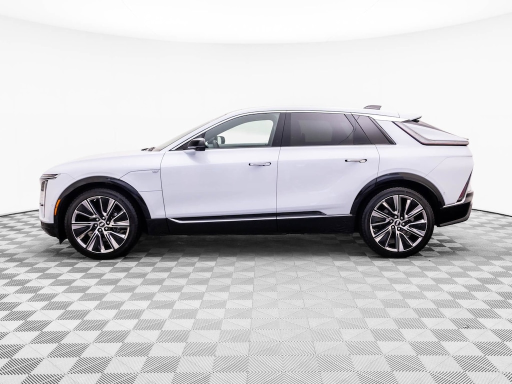 Certified 2026 CADILLAC LYRIQ Signature Luxury SUV