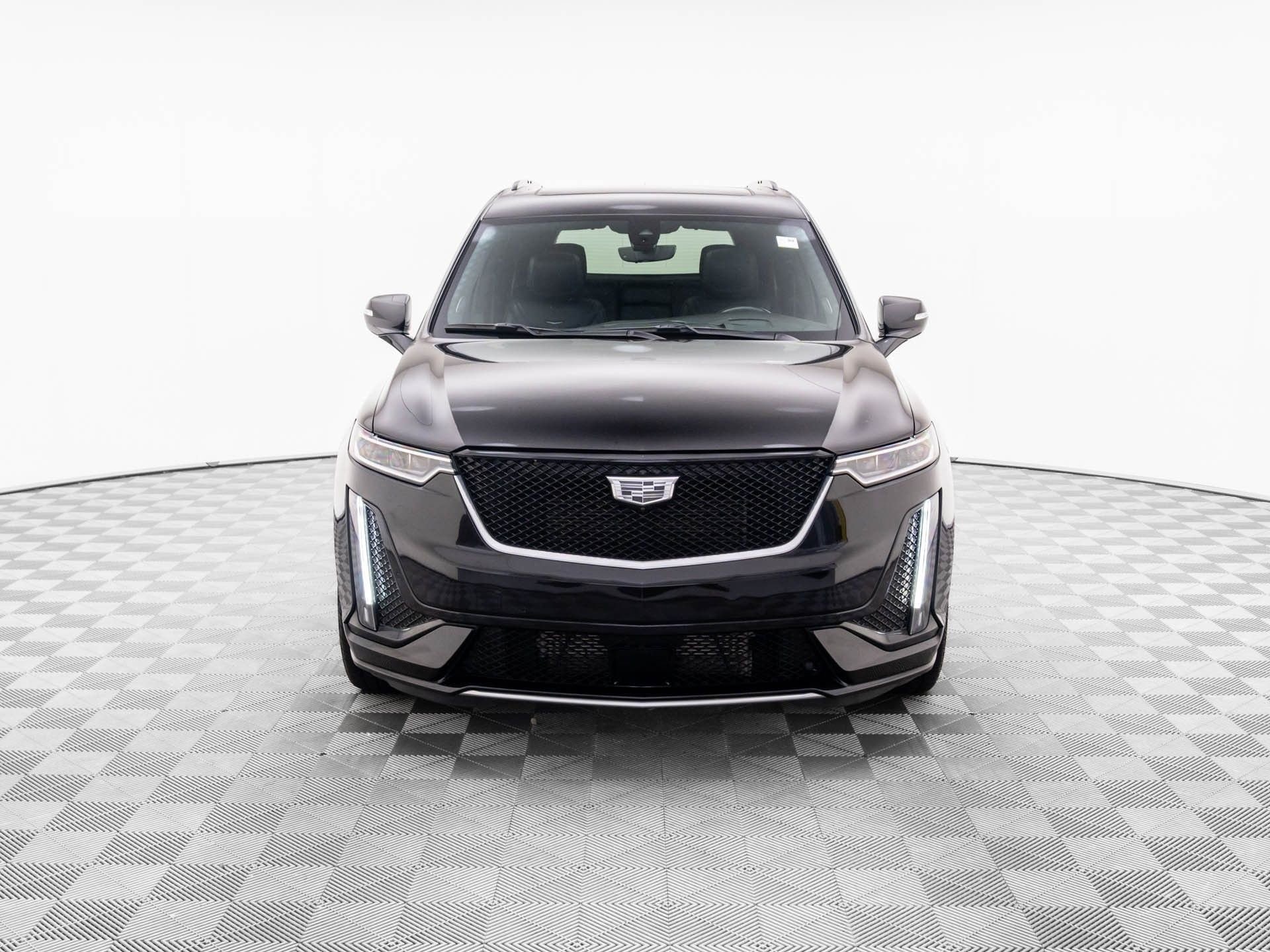 Used 2022 Cadillac XT6 Sport with VIN 1GYKPHRS5NZ146771 for sale in Barrington, IL