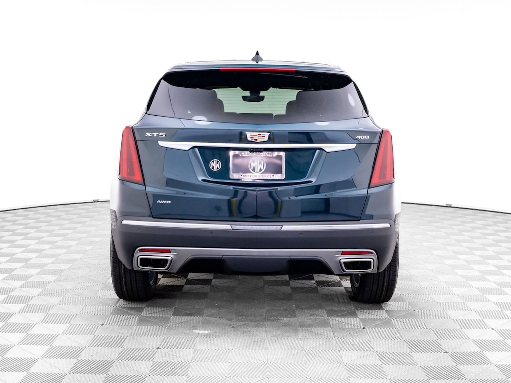 New 2026 CADILLAC XT5 Premium Luxury SUV