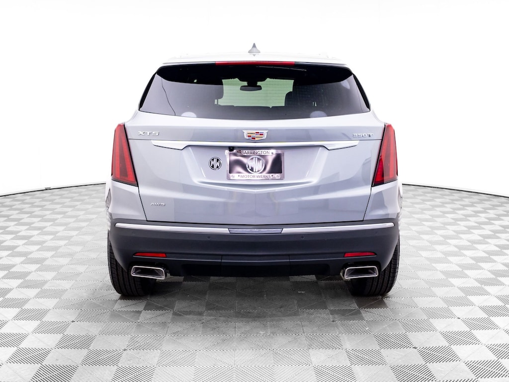 New 2026 CADILLAC XT5 Luxury SUV