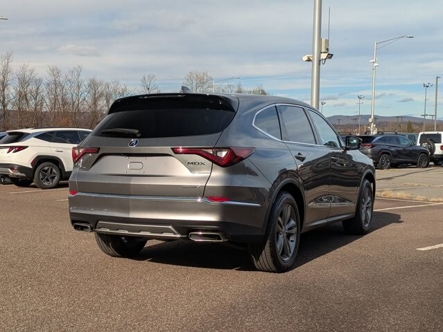 2026 Acura MDX SH-AWD photo 4