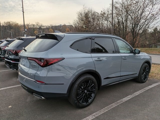 2026 Acura MDX SH-AWD A-Spec Advance photo 2