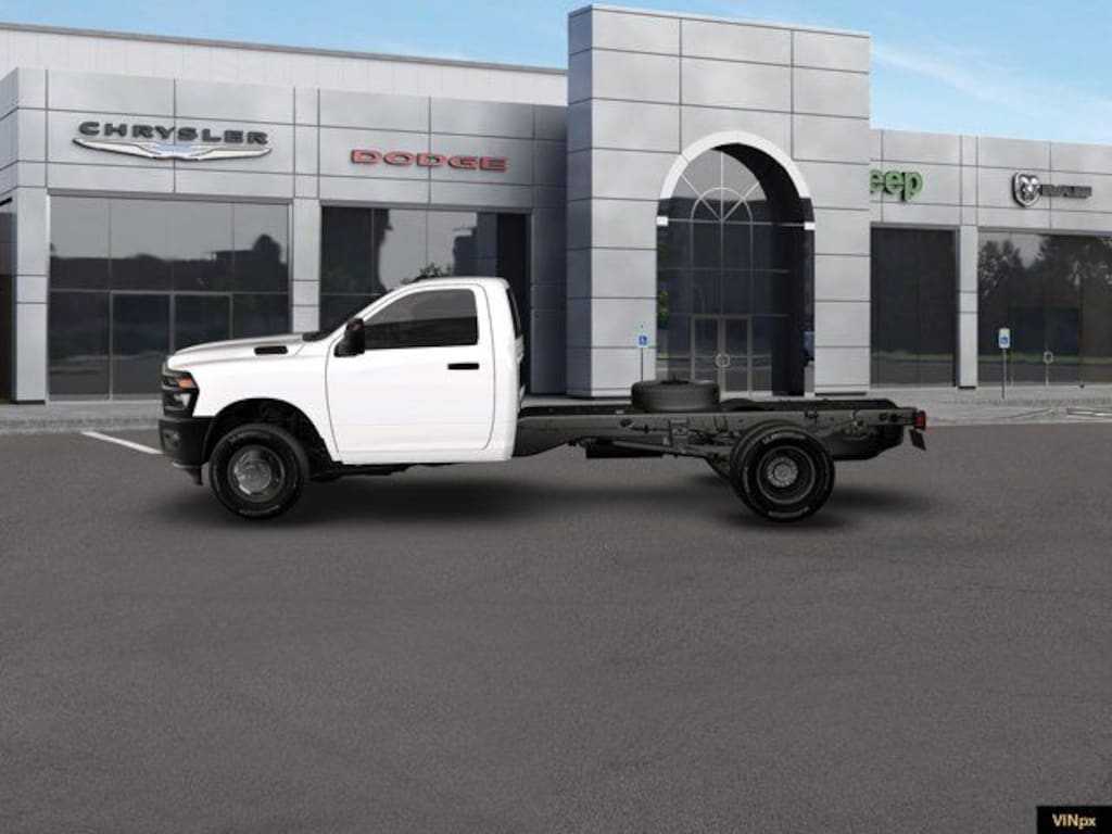 New 2026 Ram 3500 Chassis Cab Tradesman/Big Horn Pickup