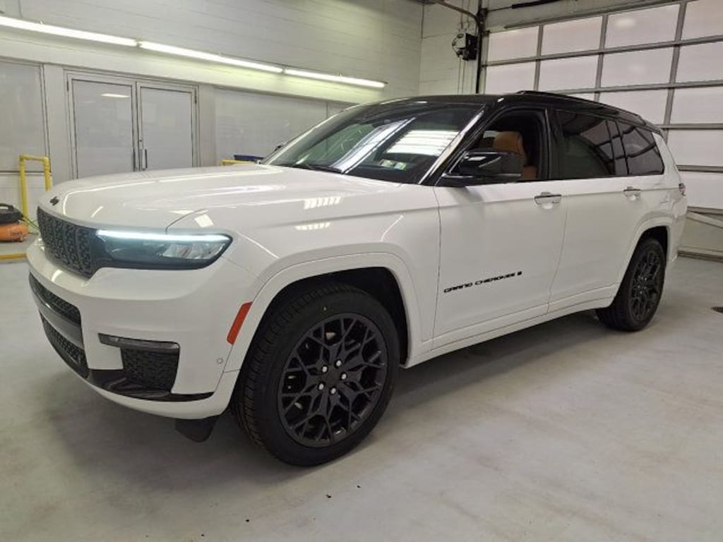 Used 2024 Jeep Grand Cherokee L Summit SUV