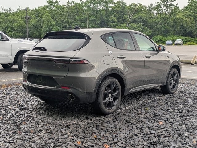 2024 Dodge Hornet R/T Plus photo 4
