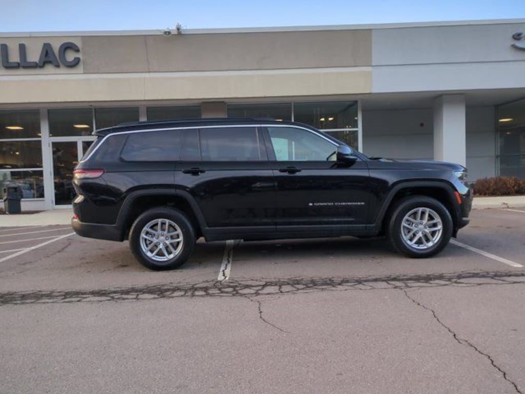 New 2026 Jeep Grand Cherokee L Laredo Sport Utility
