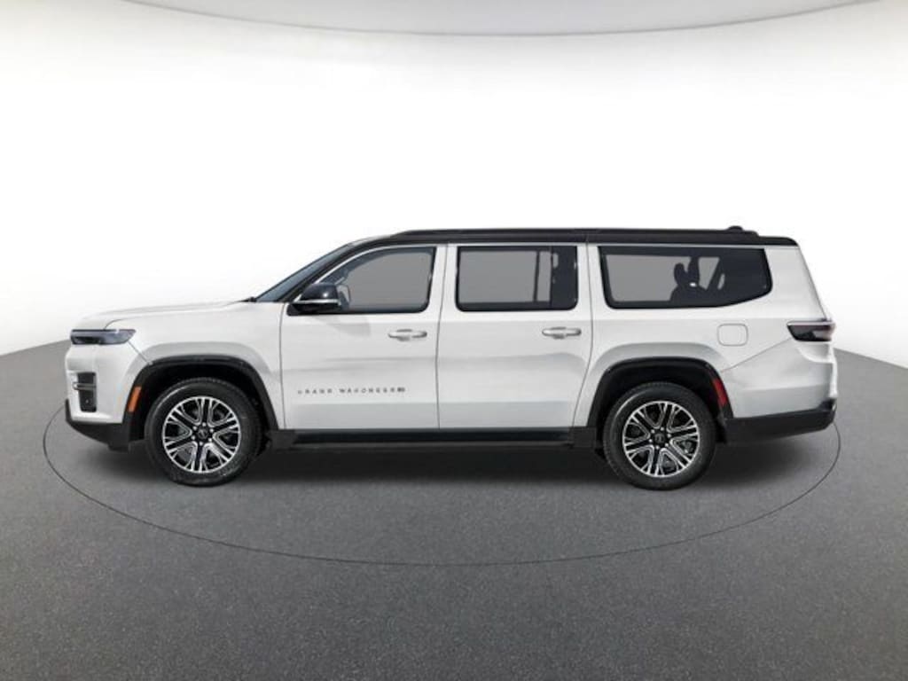 New 2026 Jeep Grand Wagoneer L Summit Sport Utility