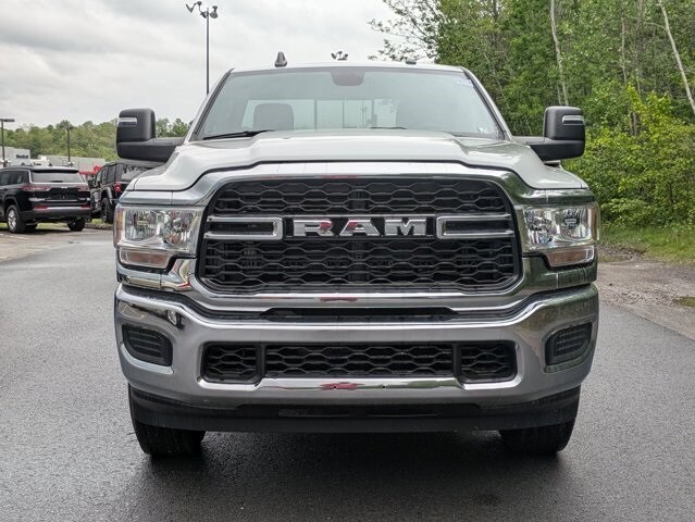 2024 Ram 2500 Tradesman photo 2