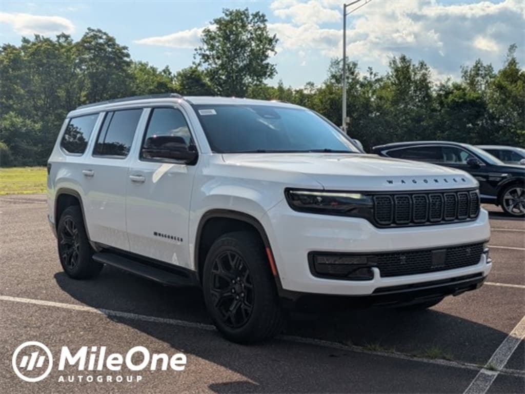 New 2025 Jeep Wagoneer Series II Sport Utility