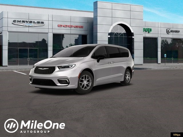 2026 Chrysler Pacifica Select's photo