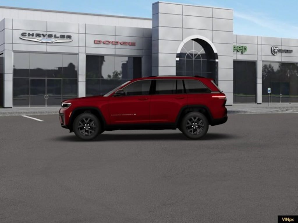 New 2026 Jeep Grand Cherokee Laredo Sport Utility