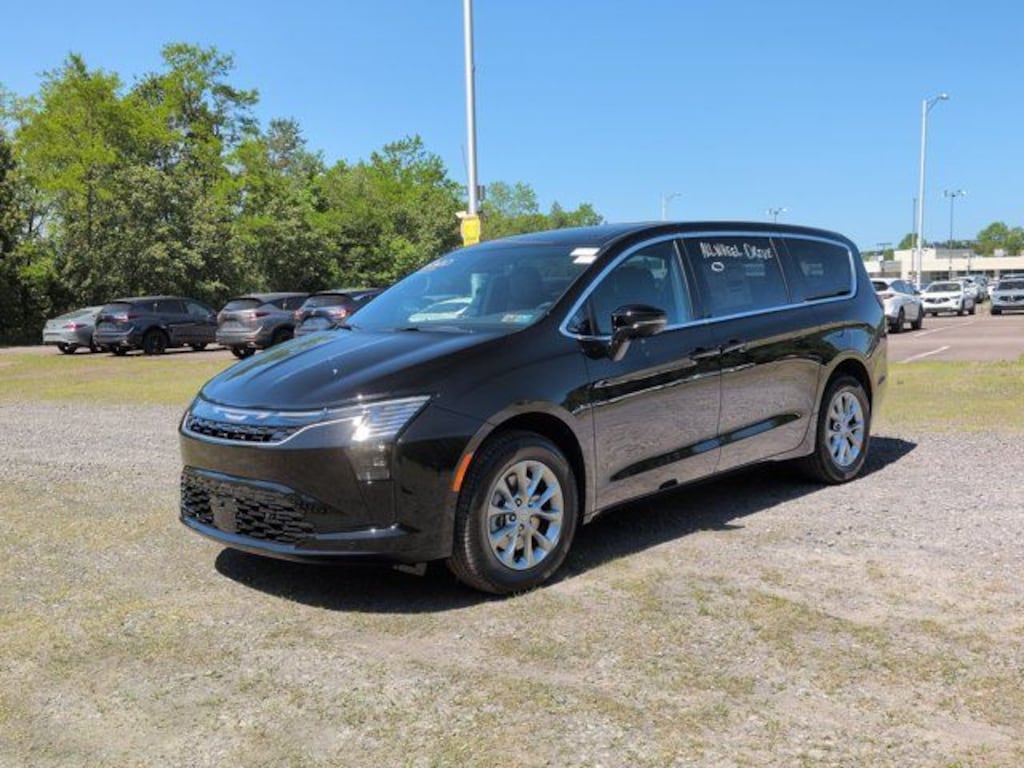 New 2027 Chrysler Pacifica Select Passenger Van