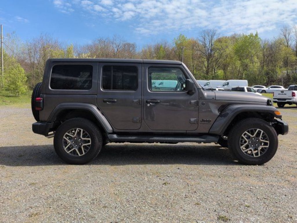 New 2026 Jeep Wrangler Sahara Sport Utility