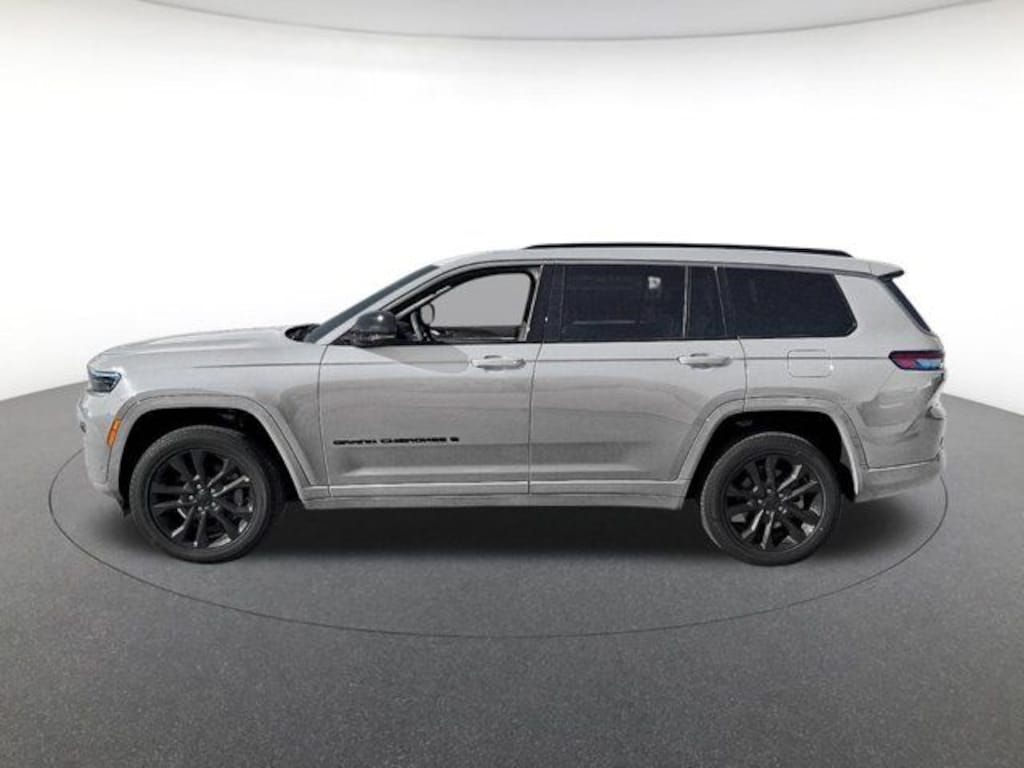 New 2026 Jeep Grand Cherokee L Laredo Sport Utility