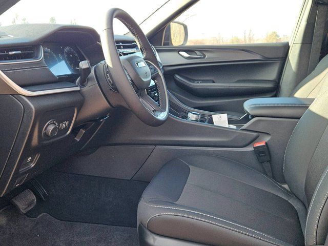 2025 Jeep Grand Cherokee L Laredo - Photo 13