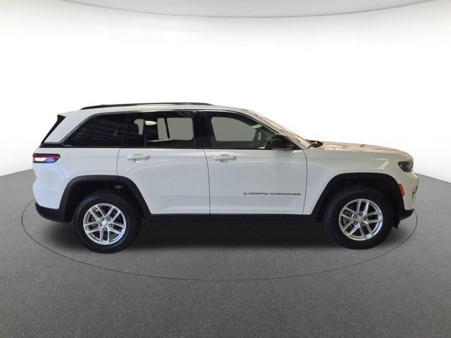 Used 2023 Jeep Grand Cherokee Laredo SUV