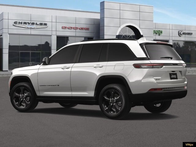 2025 Jeep Grand Cherokee Laredo photo 4