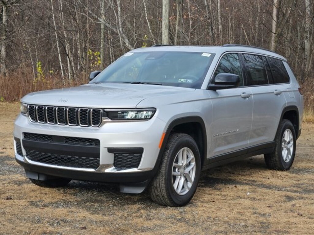 New 2025 Jeep Grand Cherokee L Laredo Sport Utility