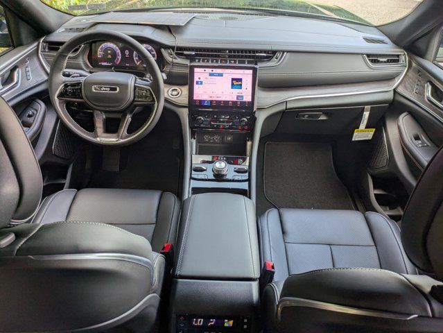 2025 Jeep Grand Cherokee L Overland - Photo 12