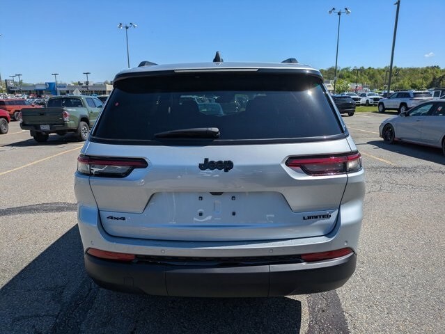 2025 Jeep Grand Cherokee L photo 4