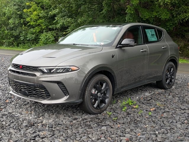 2024 Dodge Hornet R/T Plus photo 3