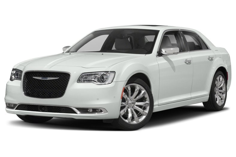 2019 Chrysler 300.jpg