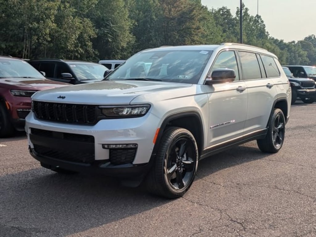 New 2025 Jeep Grand Cherokee L Limited Sport Utility