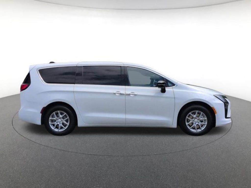 New 2027 Chrysler Pacifica Select Passenger Van