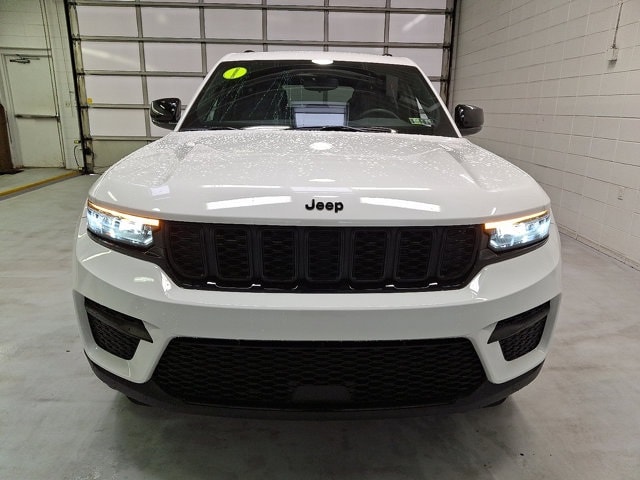 Certified 2024 Jeep Grand Cherokee Altitude with VIN 1C4RJHAG7RC109341 for sale in Wilkes Barre, PA