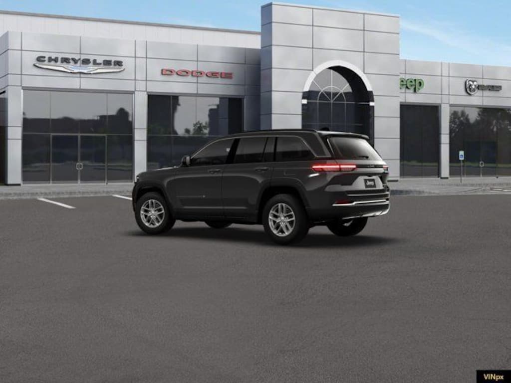 New 2026 Jeep Grand Cherokee Laredo Sport Utility