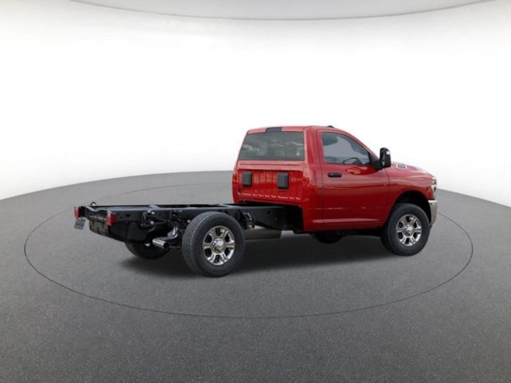 New 2026 Ram 3500 Chassis Cab Tradesman/Big Horn Pickup