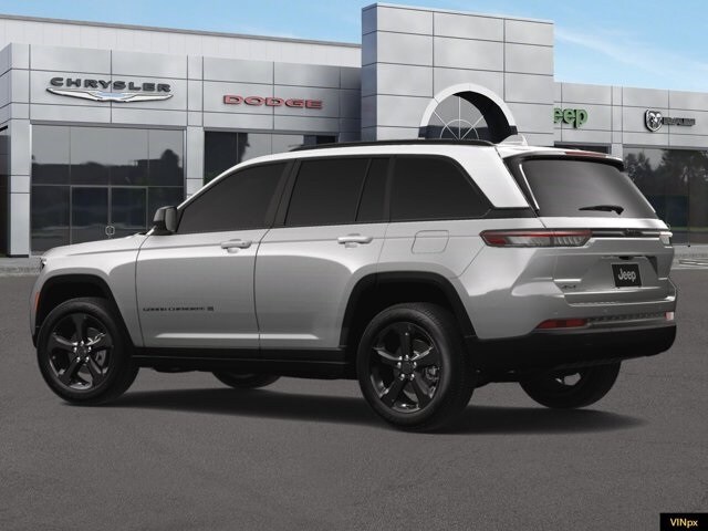 2025 Jeep Grand Cherokee Laredo photo 4
