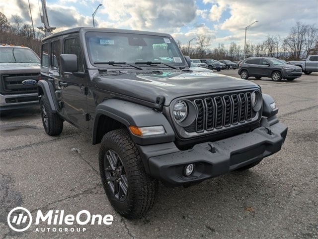 2026 Jeep Wrangler 4-Door Sport S's photo