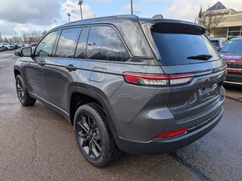 New 2025 Jeep Grand Cherokee Limited Sport Utility