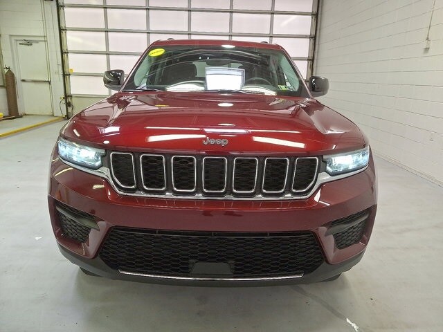 Used 2024 Jeep Grand Cherokee Laredo with VIN 1C4RJHAG8RC680594 for sale in Wilkes Barre, PA