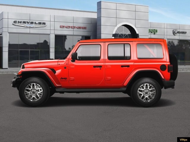 2025 Jeep Wrangler Sahara photo 3