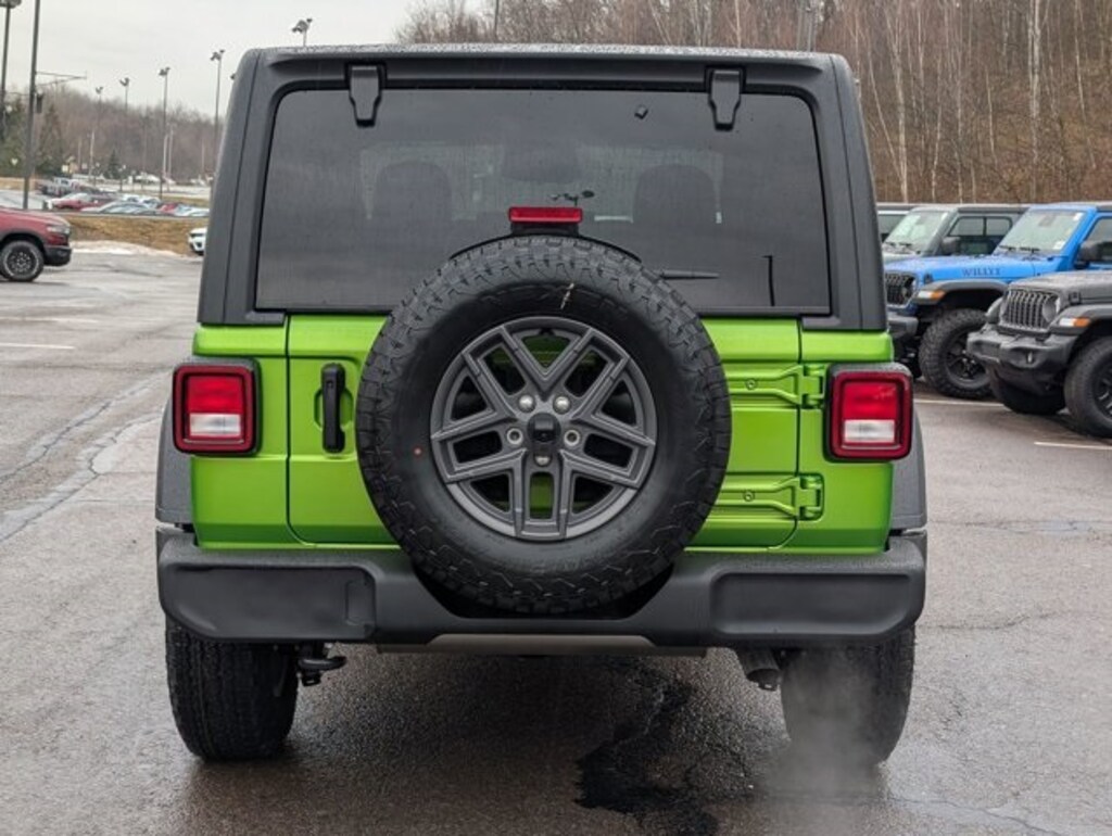 New 2026 Jeep Wrangler Sport Sport Utility