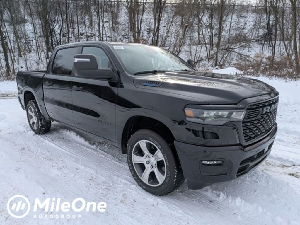 New 2025 Ram 1500 Tradesman Pickup