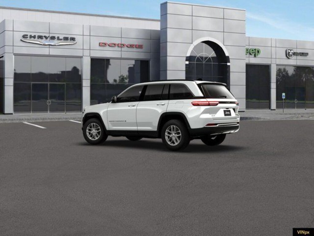 New 2026 Jeep Grand Cherokee Laredo Sport Utility