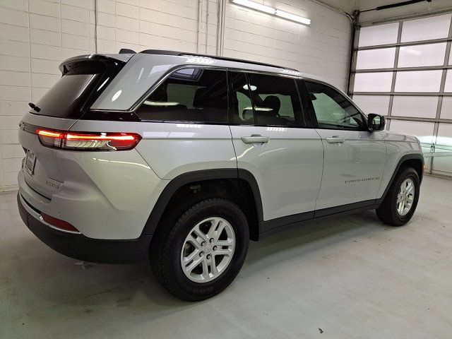 2025 Jeep Grand Cherokee Laredo - Photo 6