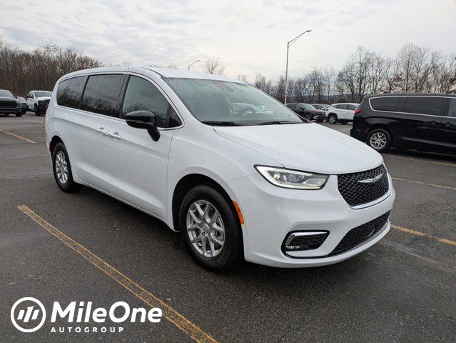 2026 Chrysler Pacifica