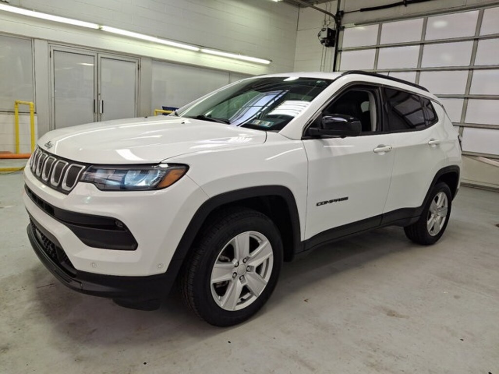 Used 2022 Jeep Compass Latitude SUV