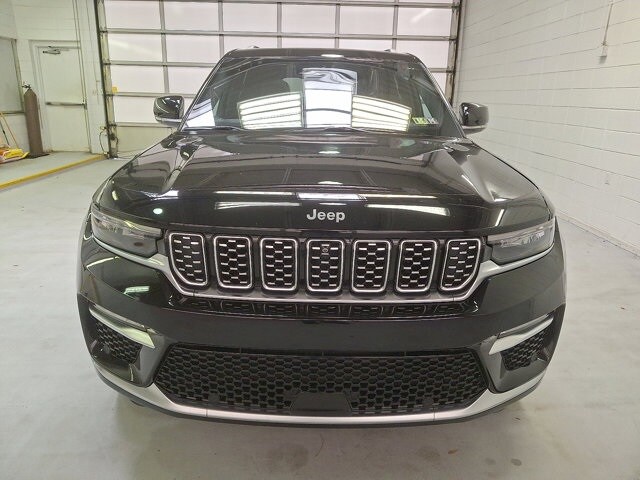 2023 Jeep Grand Cherokee Summit Reserve photo 2