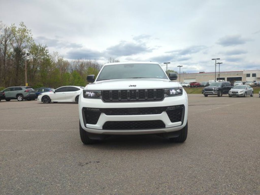 New 2026 Jeep Grand Cherokee L Limited Sport Utility