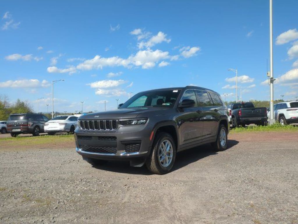 New 2026 Jeep Grand Cherokee L Laredo Sport Utility