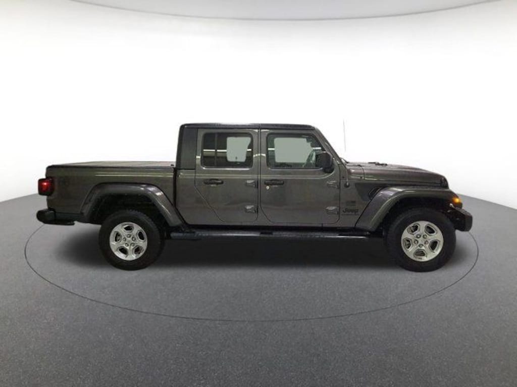 Used 2021 Jeep Gladiator Sport Truck Crew Cab